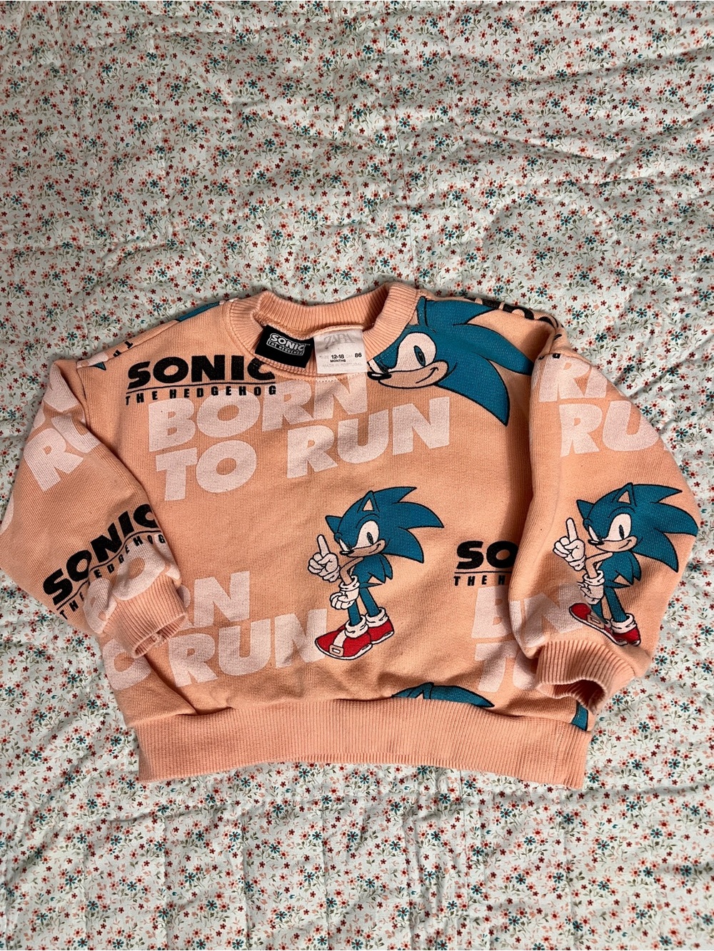 ZARA Sonic the Hedgehog "Born to Run" Peach Graphic Sweatshirt Size 12-18m